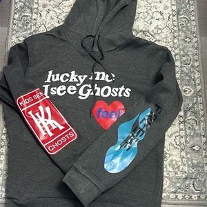 Lucky me I see ghosts hoodie SIZE M